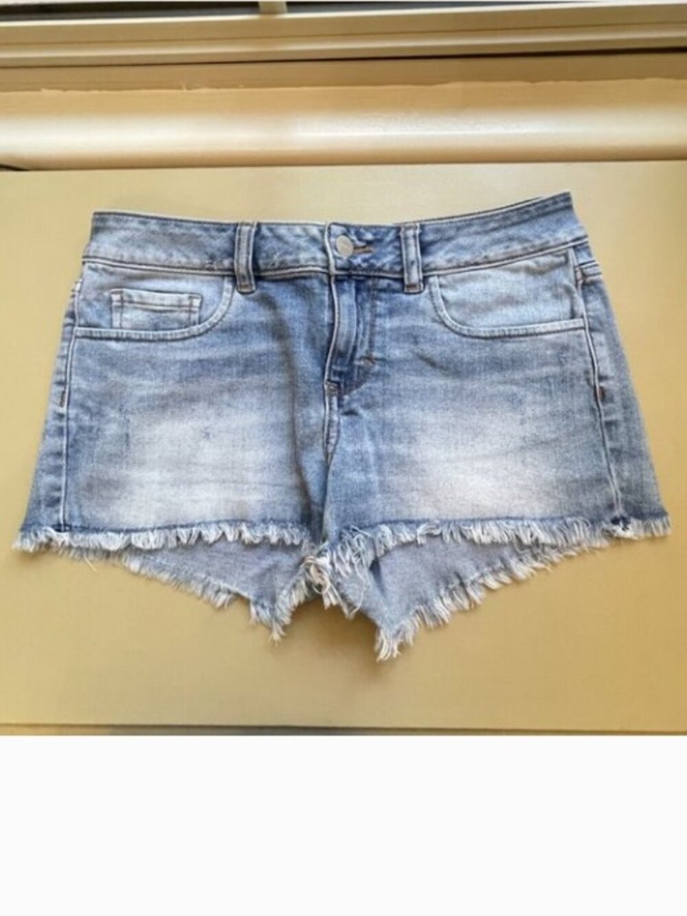 Victoria's Secret PINK Shorts Denim Jean Light Faded Blue Size 4